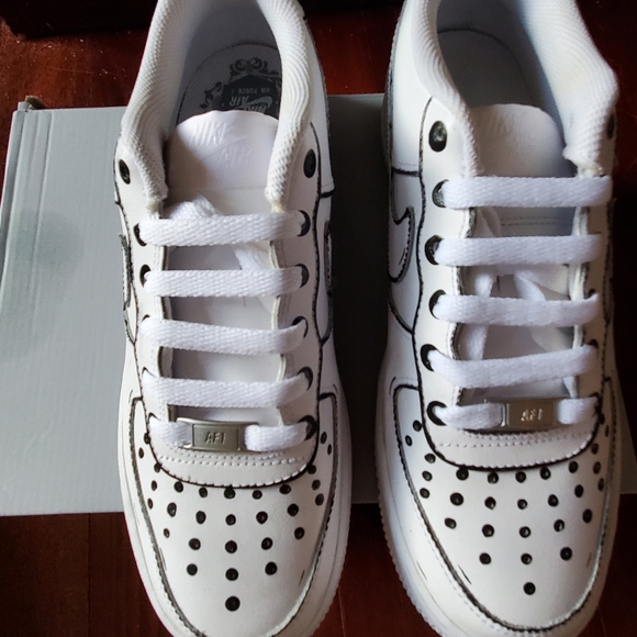 Custom Nike - Picture 4 of 4